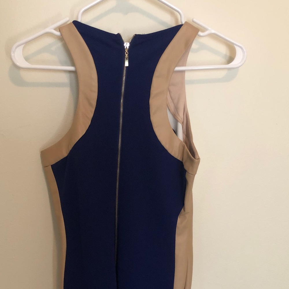 Dress - Picture 3 of 4
